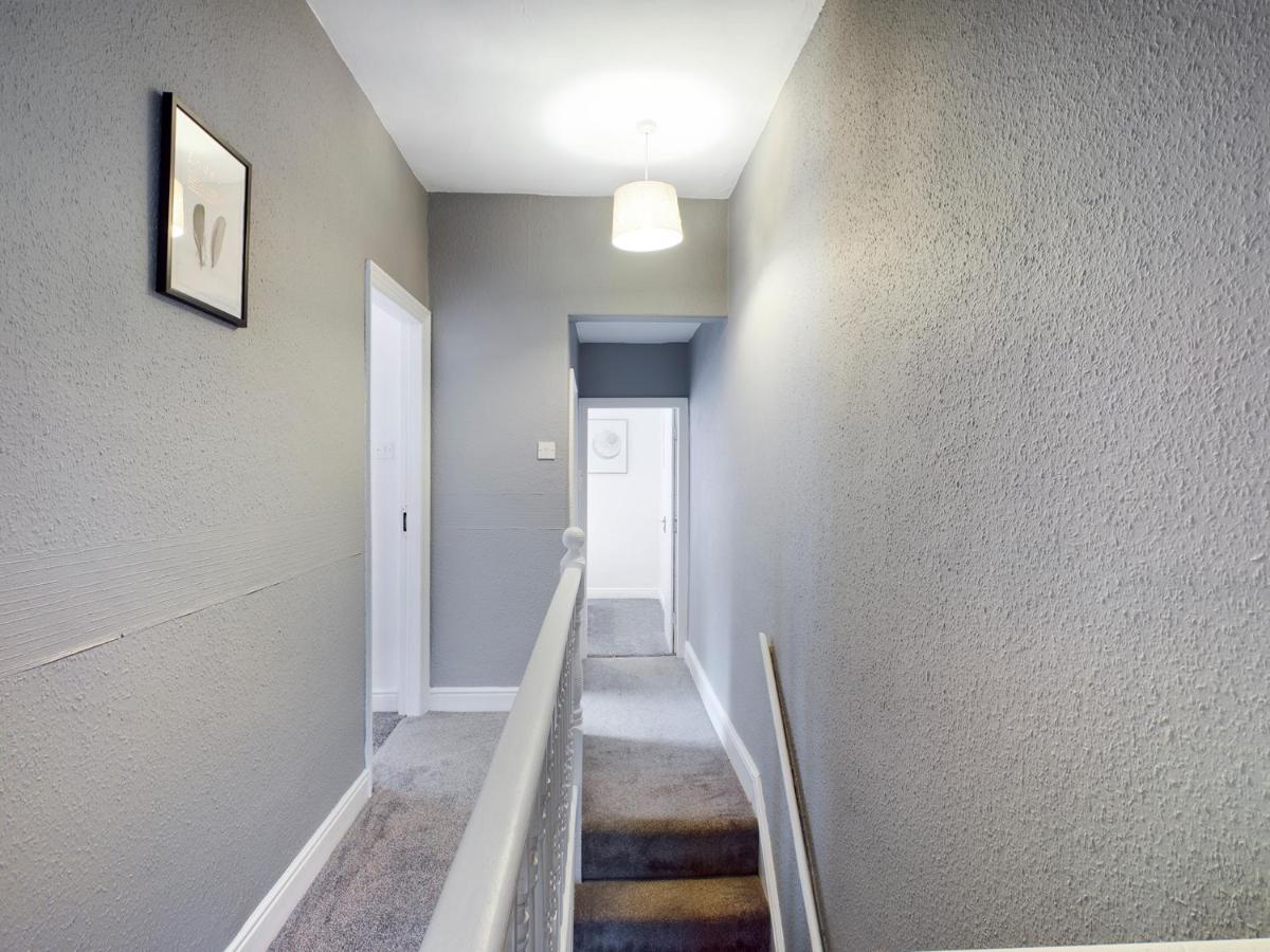 צ'סטר Cheerful 3 Bedroom Home With Free Parking And Wifi מראה חיצוני תמונה